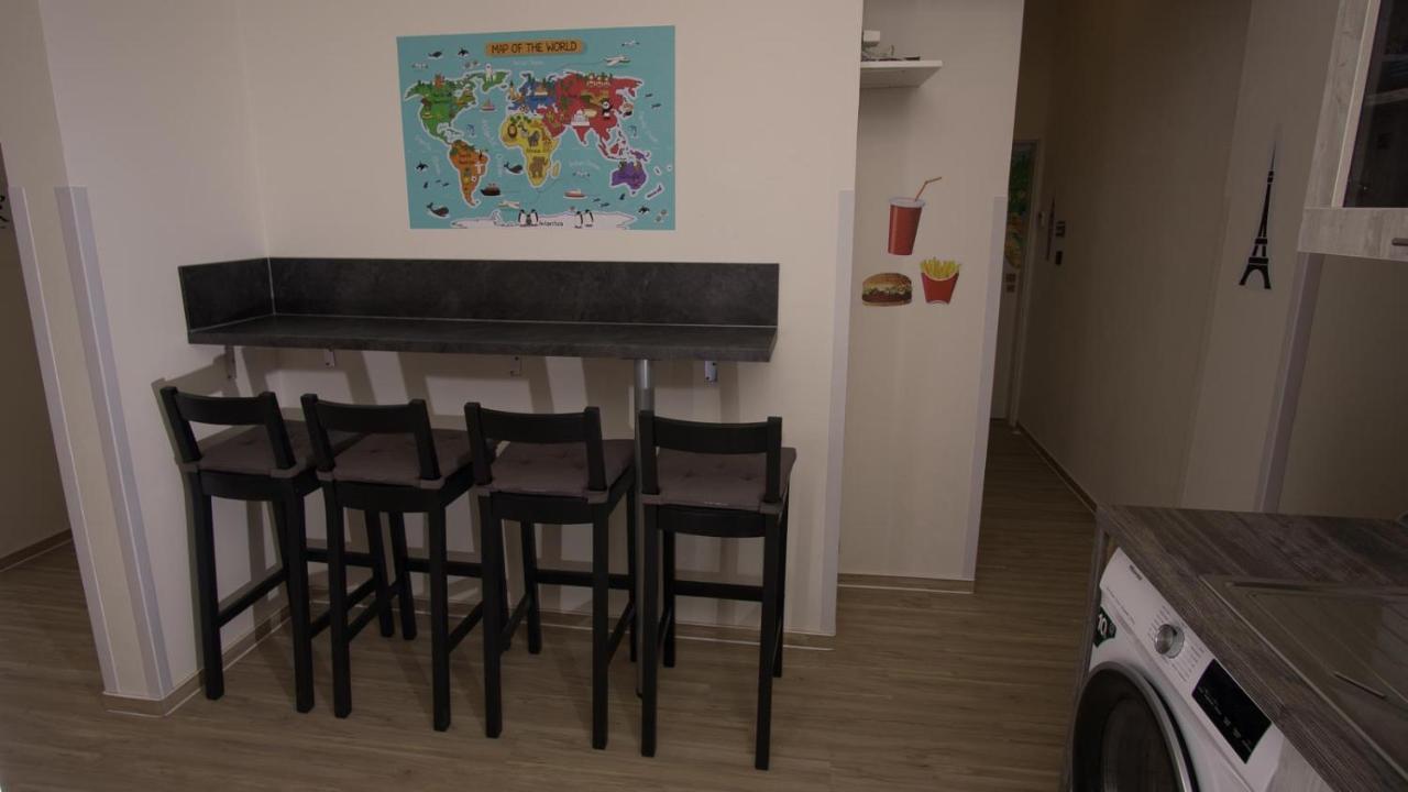 Apartamento Continents Nearby Main Train And Bus Station *